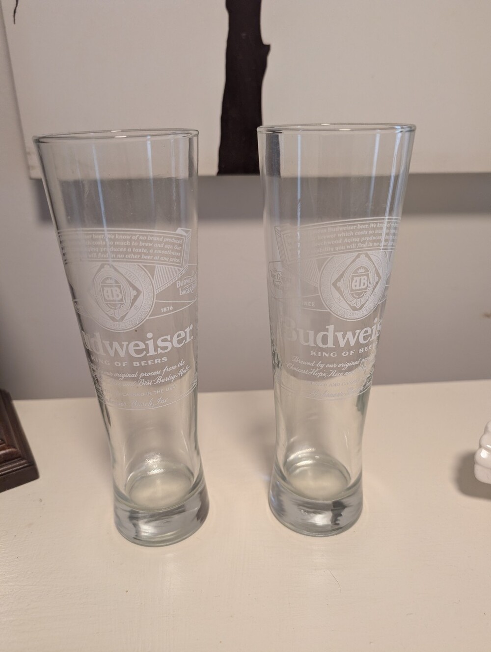Budweiser Clear Etched Pilsner Glasses - Clear Set Of 2 16 Oz  Hourglass Shape